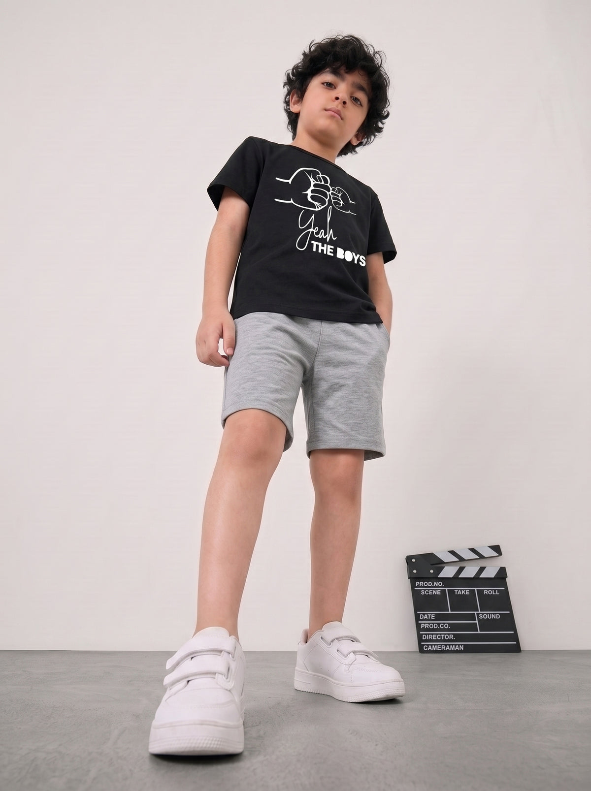 Boys "Yeah The Boys" – Black &amp; Grey Outfit