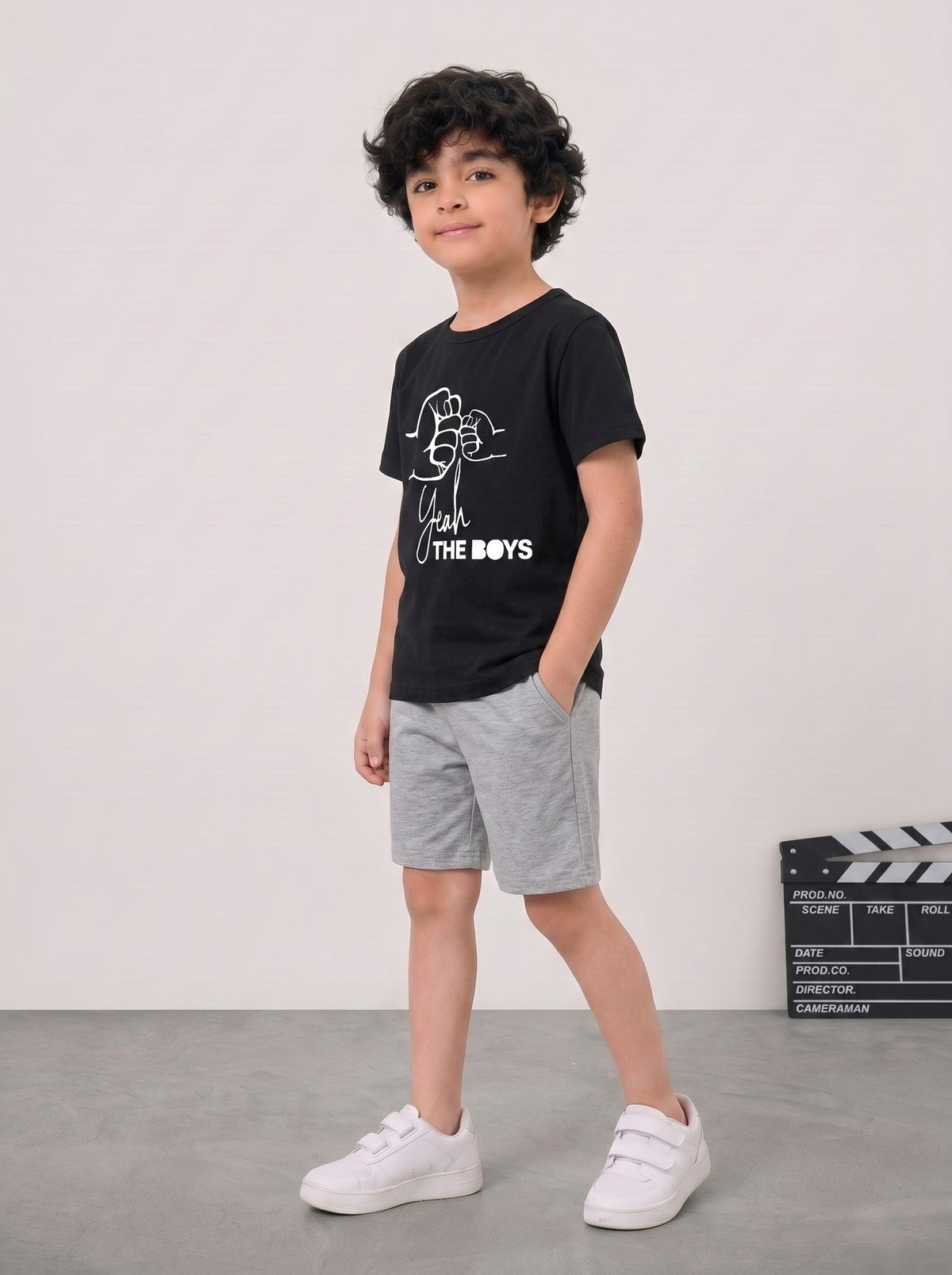 Boys "Yeah The Boys" – Black &amp; Grey Outfit