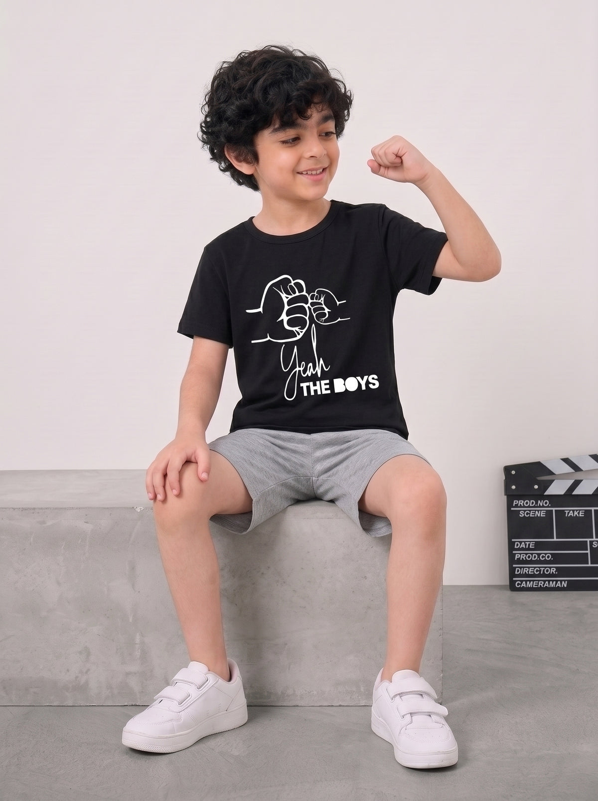 Boys "Yeah The Boys" – Black &amp; Grey Outfit