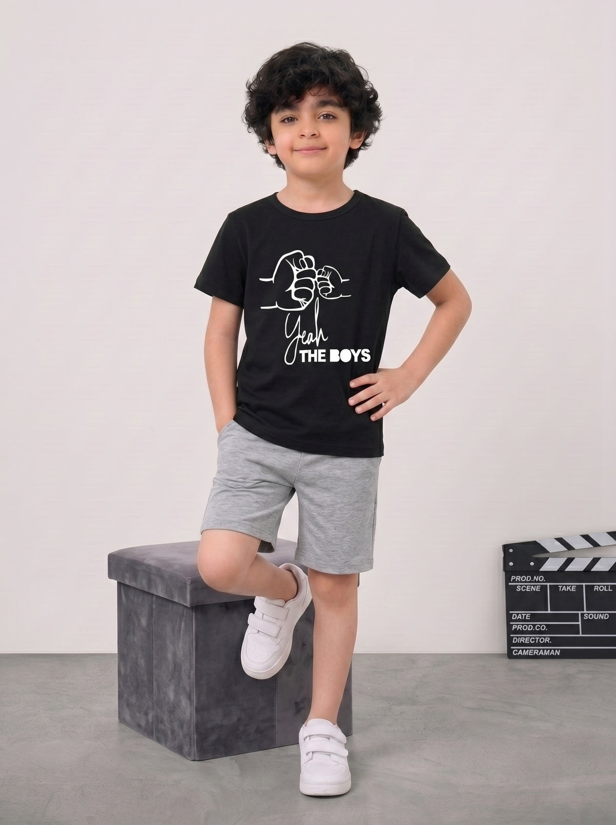 Boys "Yeah The Boys" – Black &amp; Grey Outfit