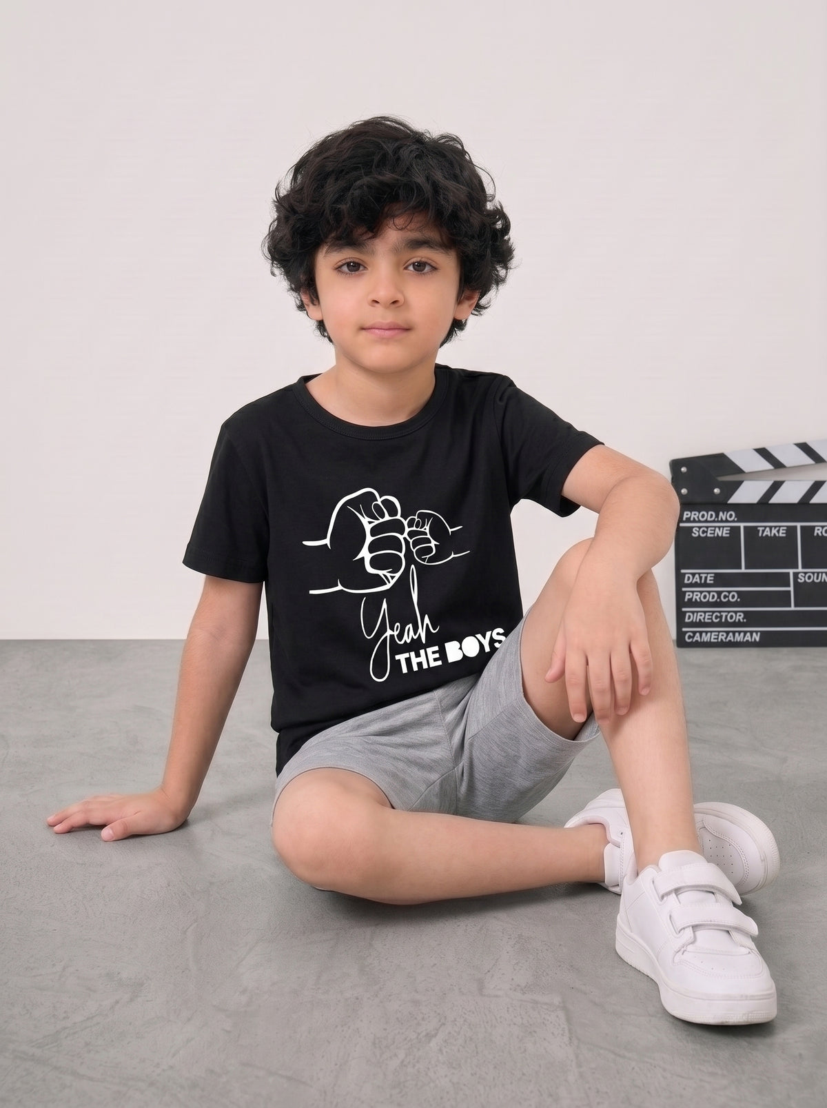 Boys "Yeah The Boys" – Black &amp; Grey Outfit
