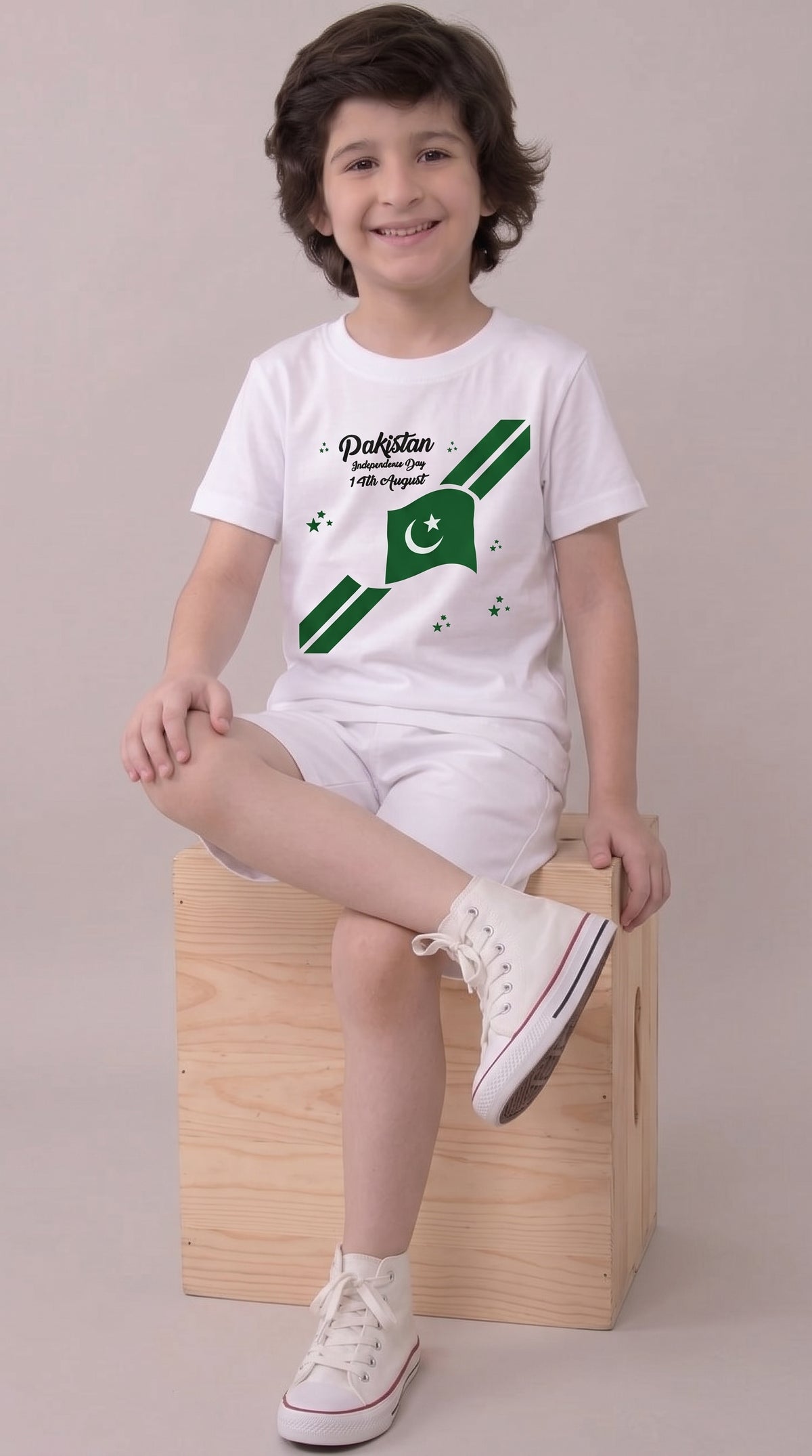 Waving Pakistan Flag T-Shirt & Shorts Set